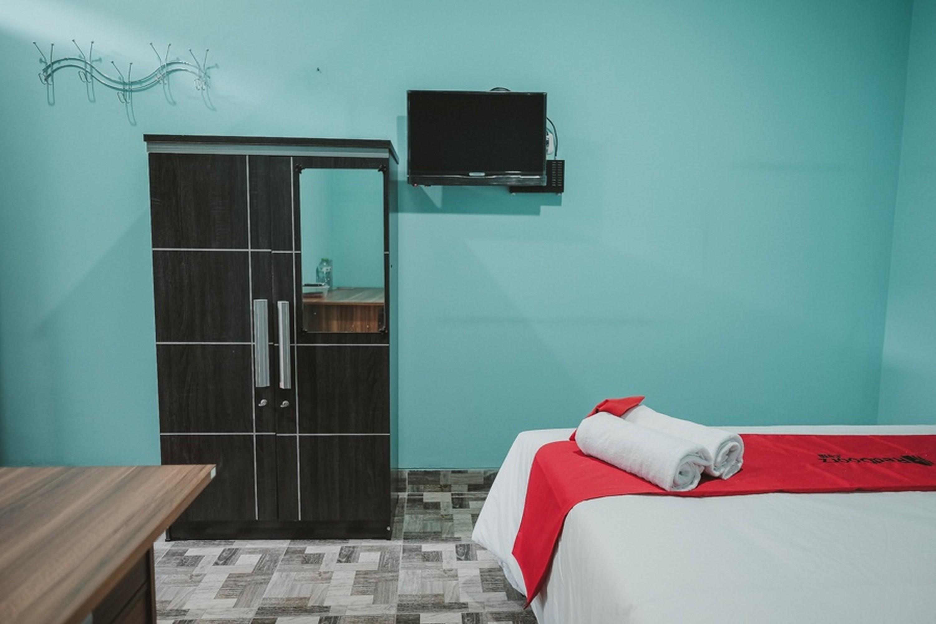 เรดดอร์ซ เนียร์ Rsud โกจา Hotel จาการ์ตา ภายนอก รูปภาพ